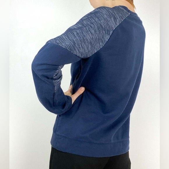 NIKE | Youth XL Navy Crewneck Sweater - Picture 2 of 6